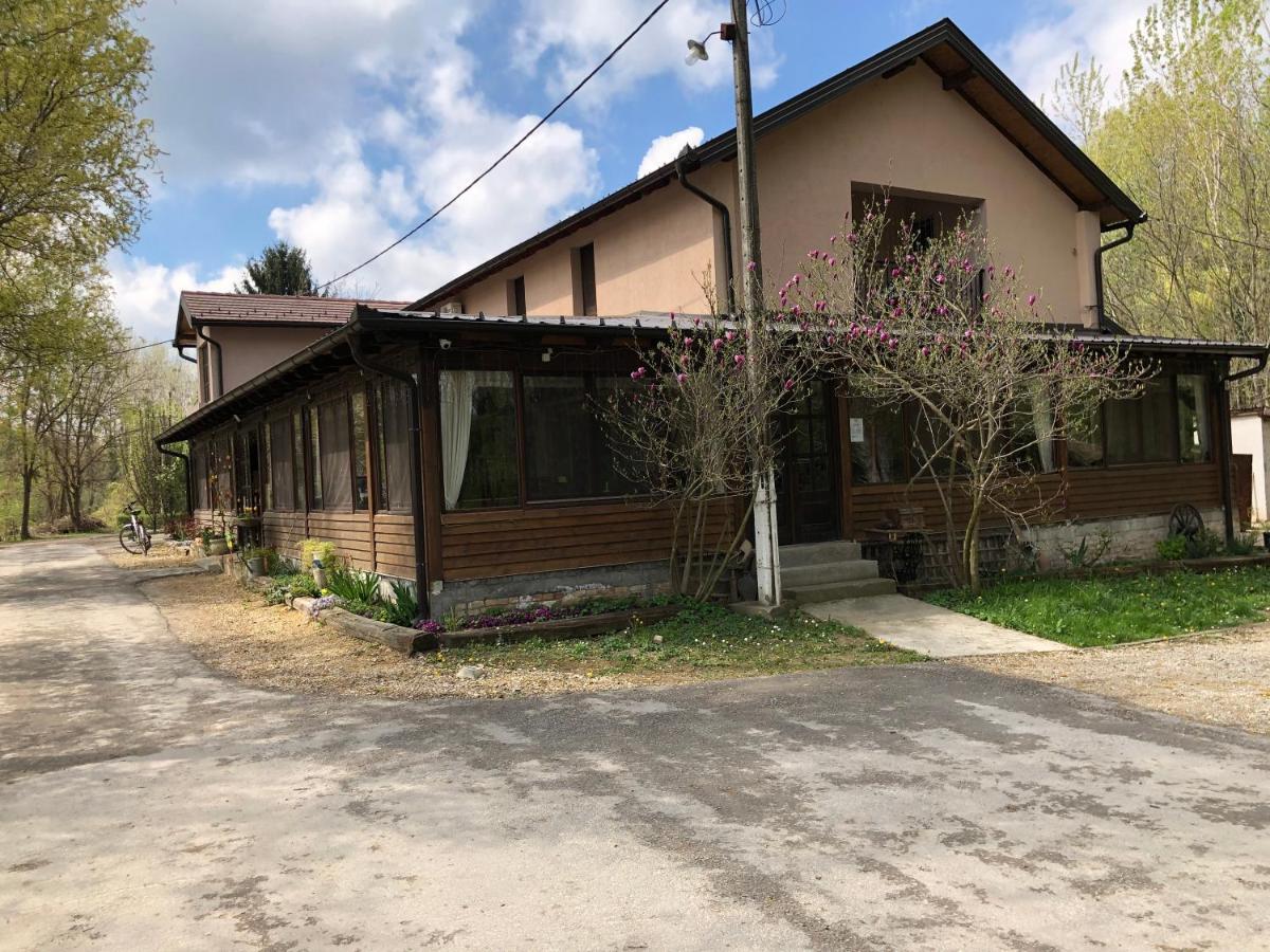 Chalets & Rooms Carda Sebesfok Bezdan Exterior foto